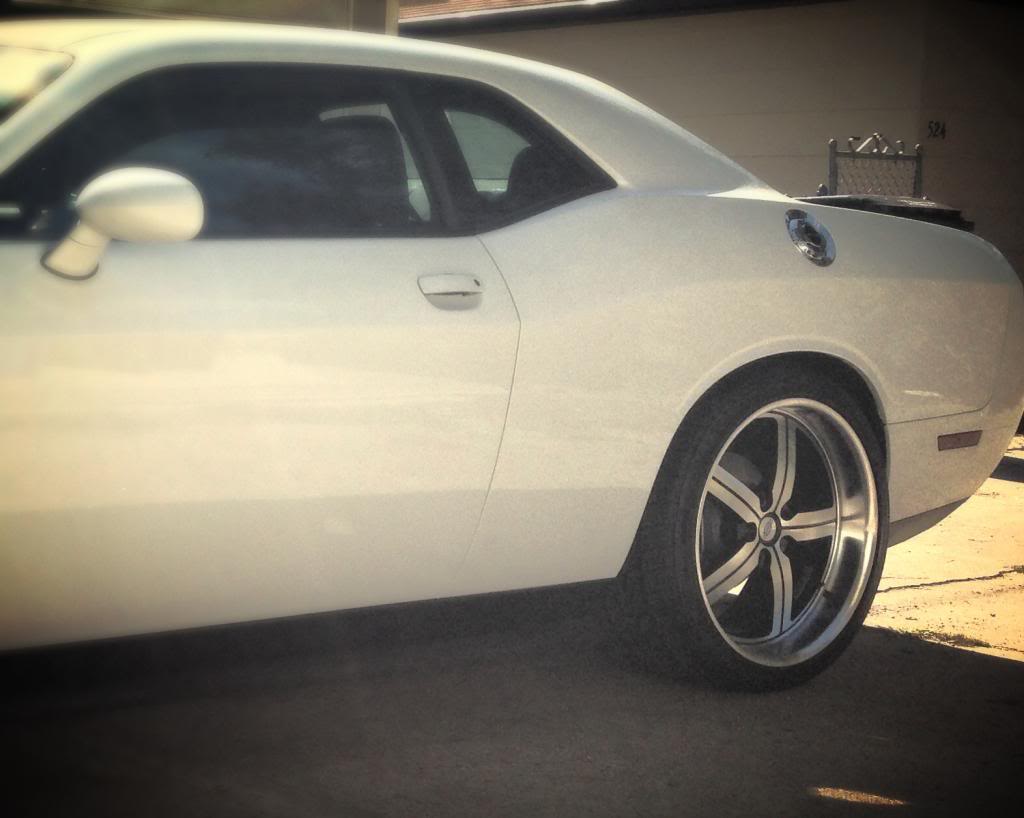 2012 Dodge Challenger photo