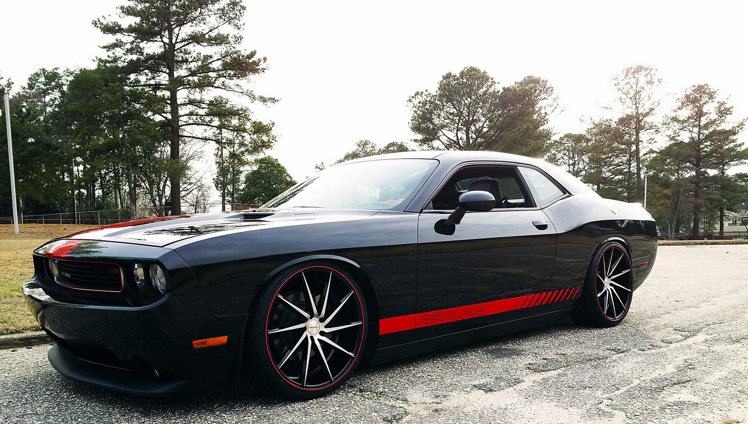 2011 Dodge Challenger photo