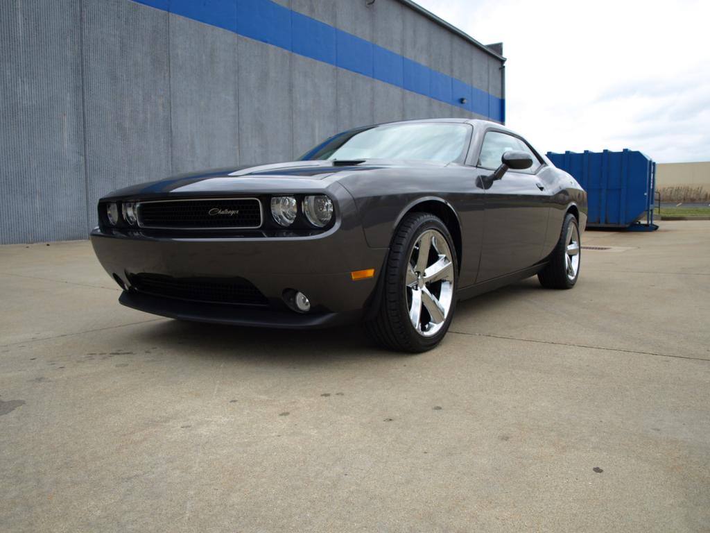 2012 Dodge Challenger photo