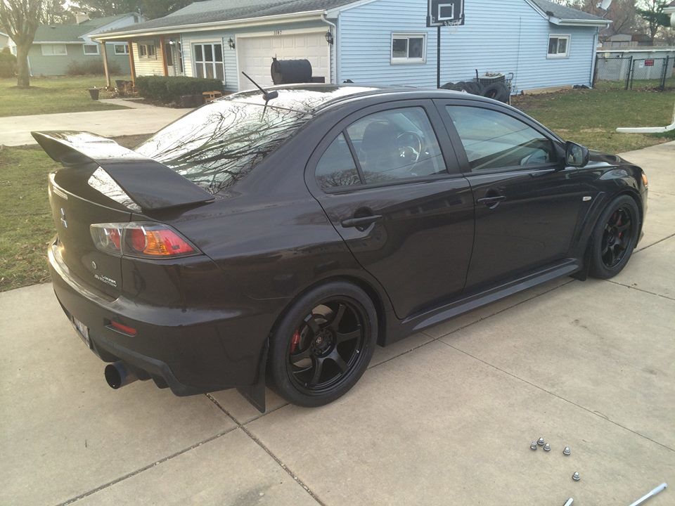 2012 Mitsubishi Lancer Evolution photo