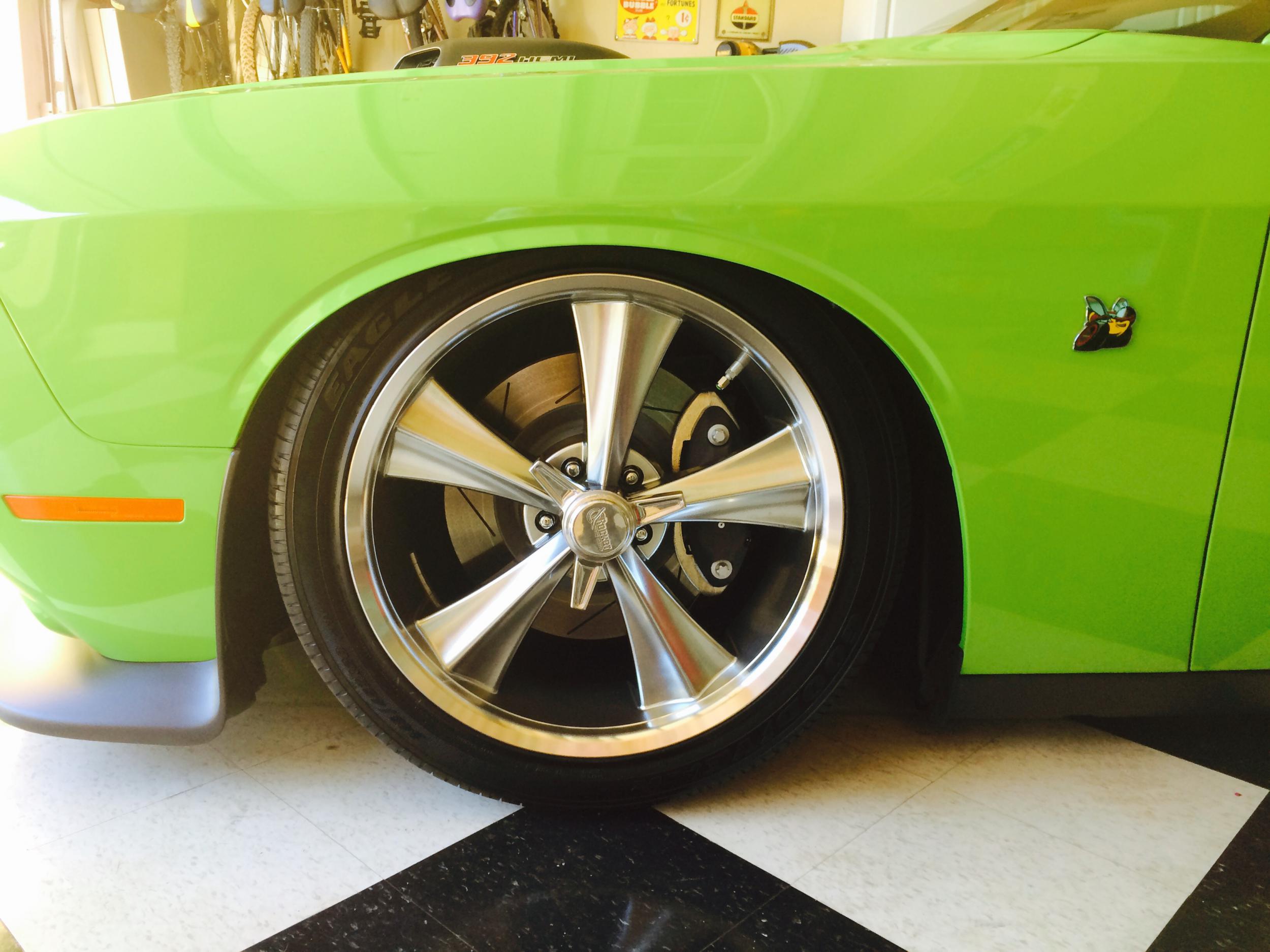 2015 Dodge Challenger photo