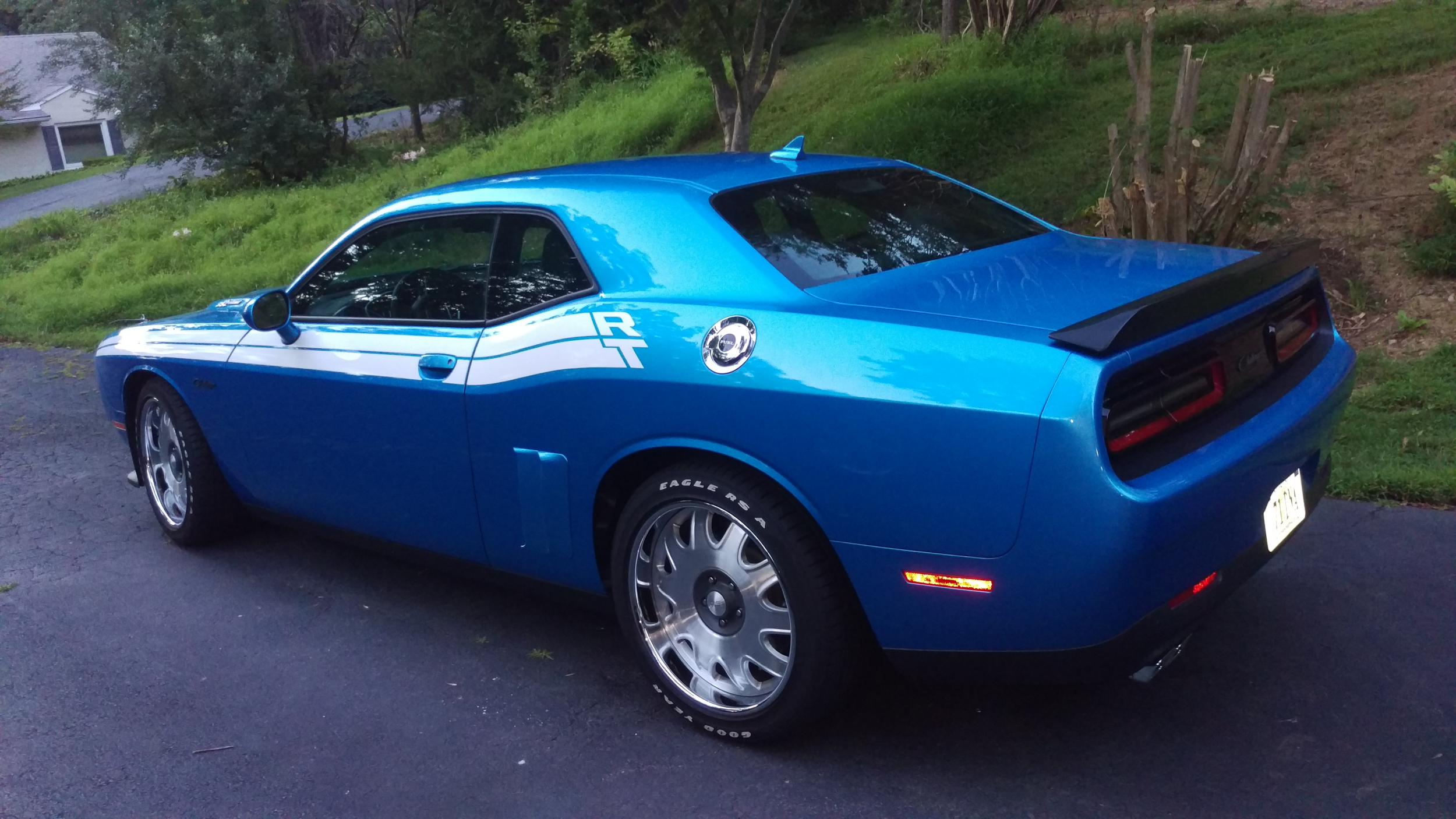 2015 Dodge Challenger photo