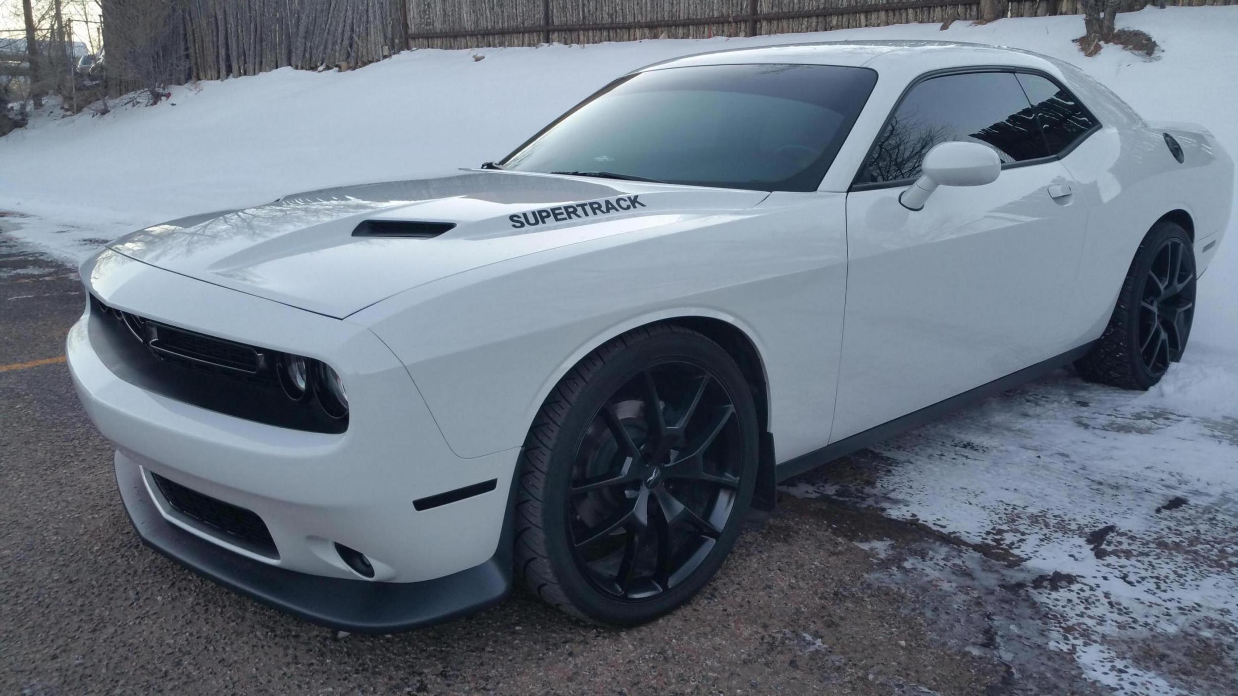 2015 Dodge Challenger photo