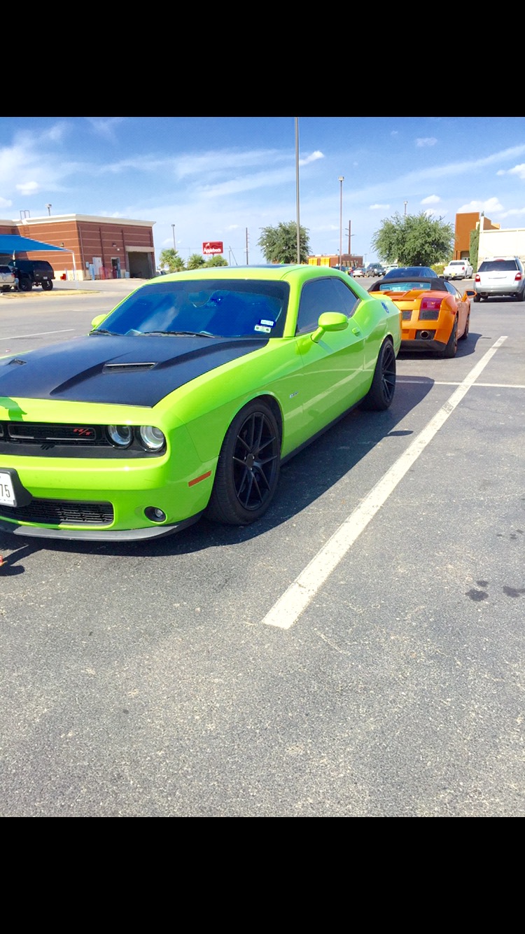 2015 Dodge Challenger photo