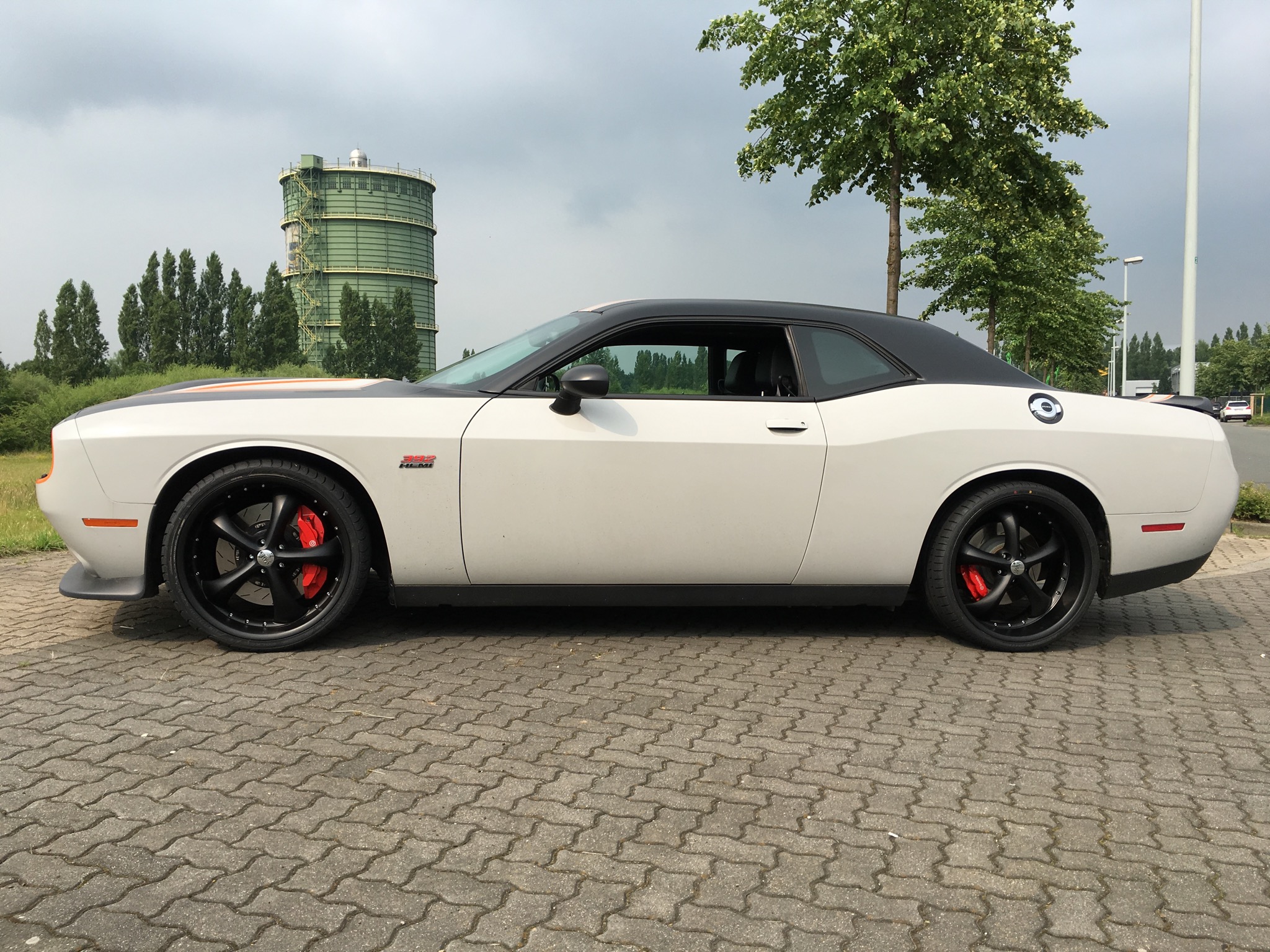 2015 Dodge Challenger photo