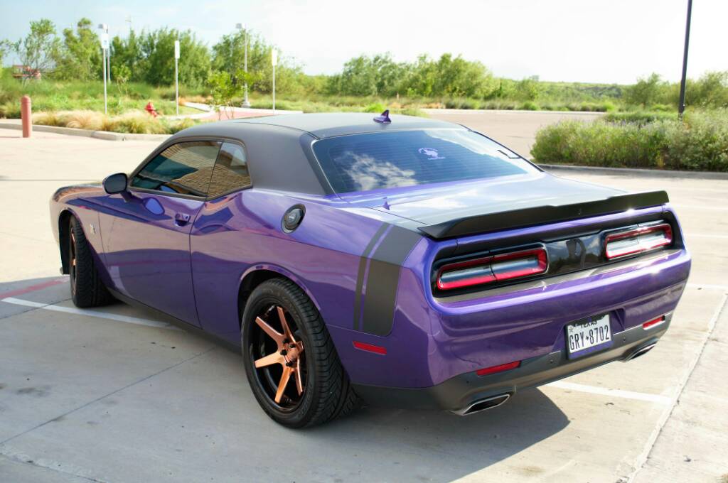 2016 Dodge Challenger photo