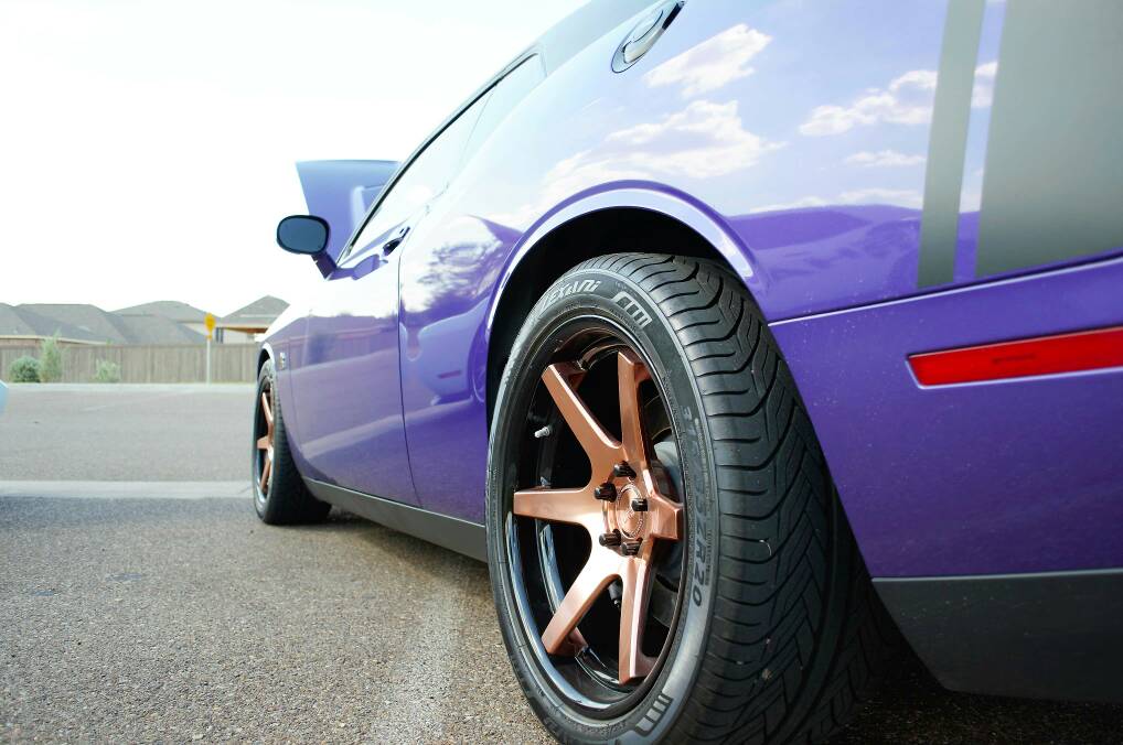 2016 Dodge Challenger photo
