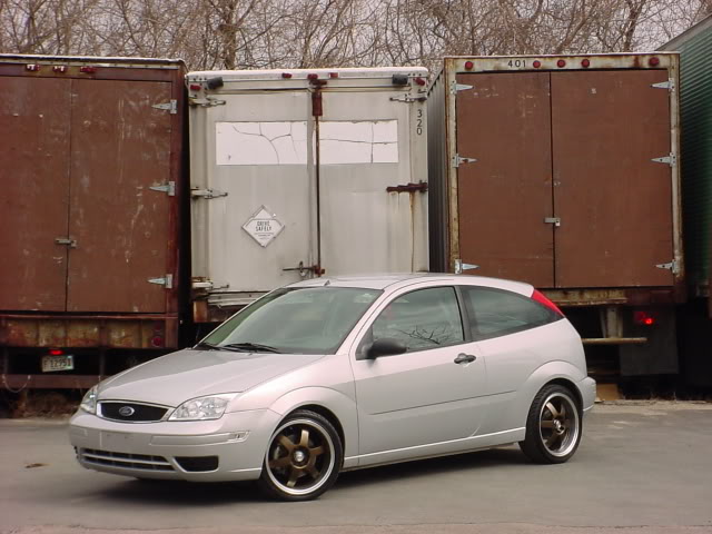 2005 Ford Focus photo