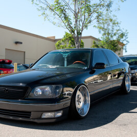 1999 Lexus LS 400