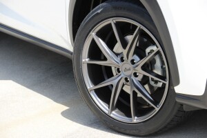 Lexus NX 300h