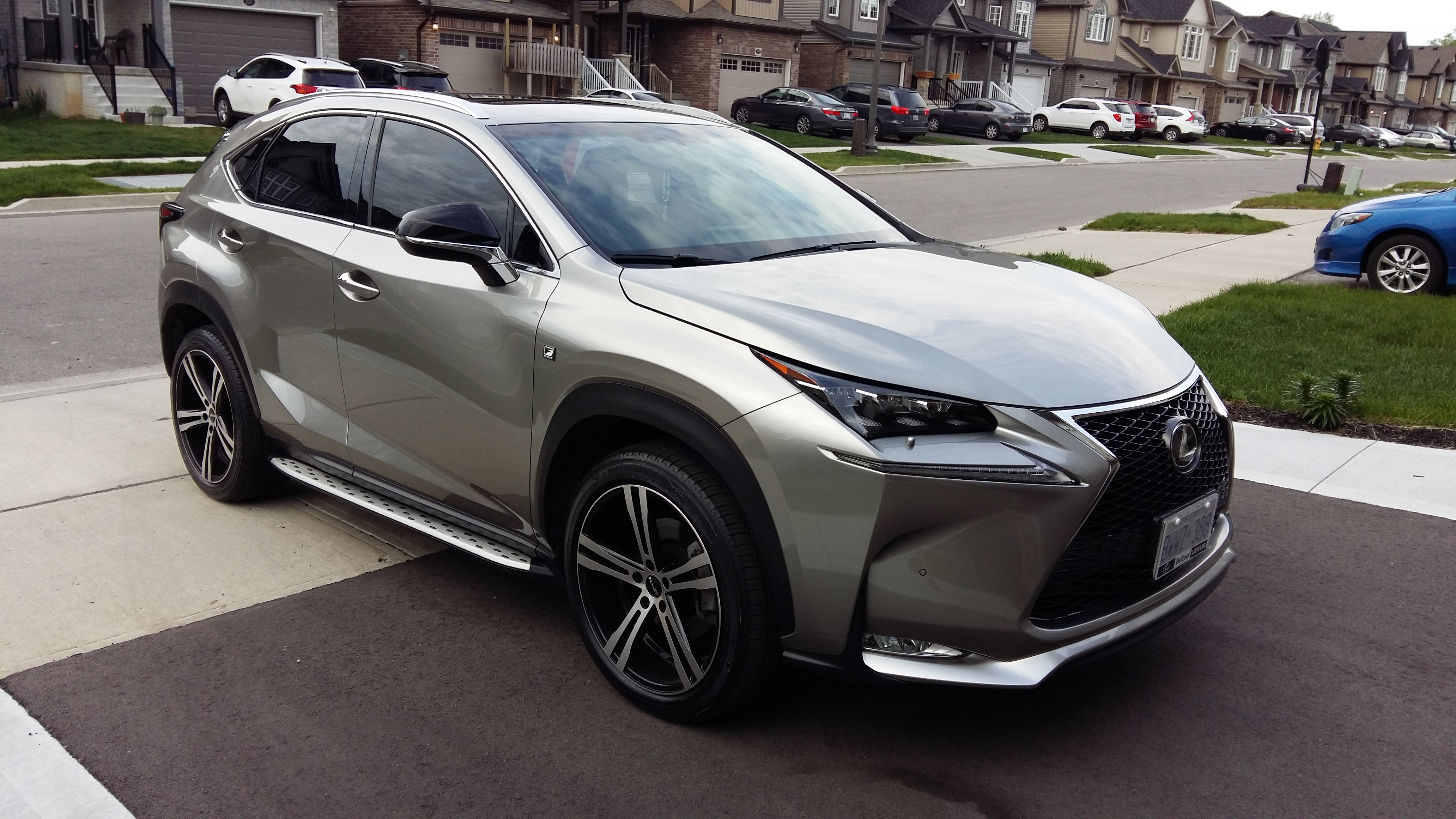 2016 Lexus NX 300h photo