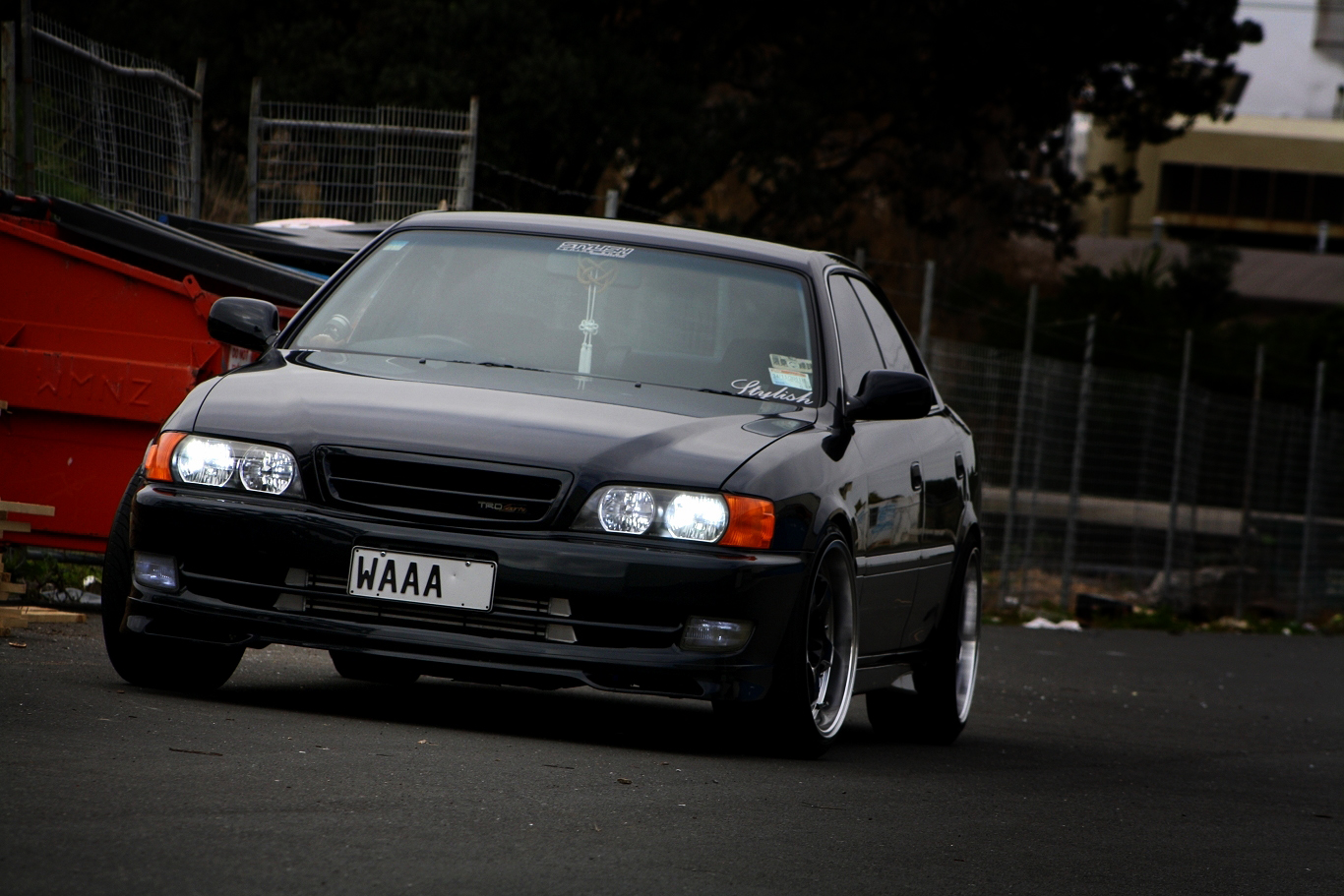 1998 Toyota Chaser photo