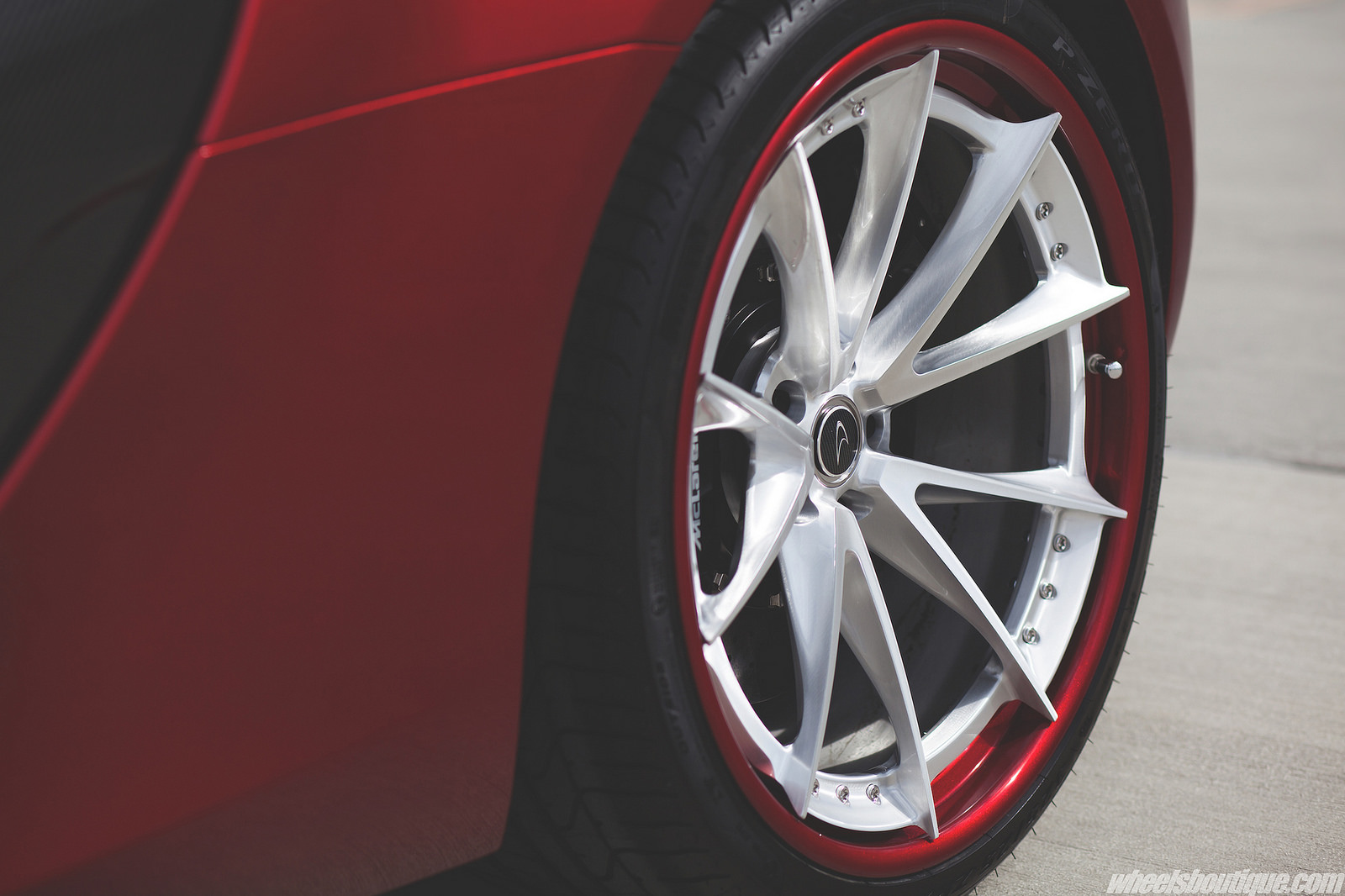 2015 McLaren 650S photo