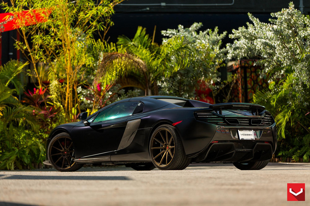 2015 McLaren 650S photo