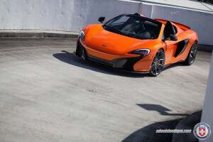 2015 McLaren 650S