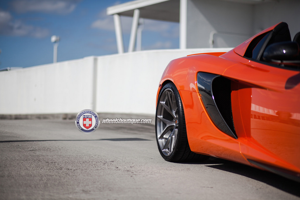 2015 McLaren 650S photo