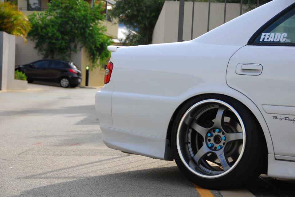 1997 Toyota Chaser photo