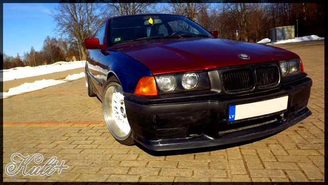 1993 BMW  318 photo