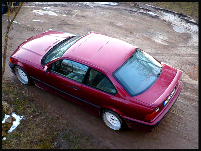 1993 BMW  318 photo