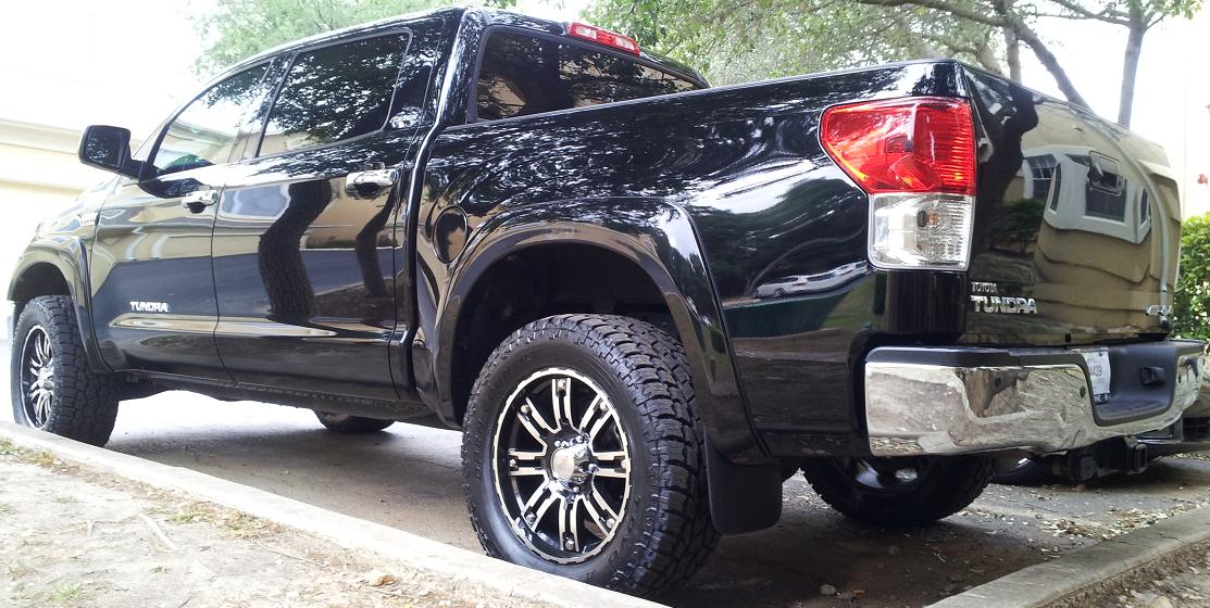 2010 Toyota Tundra photo