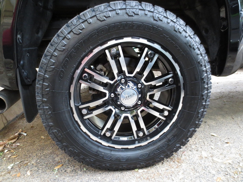 2010 Toyota Tundra photo