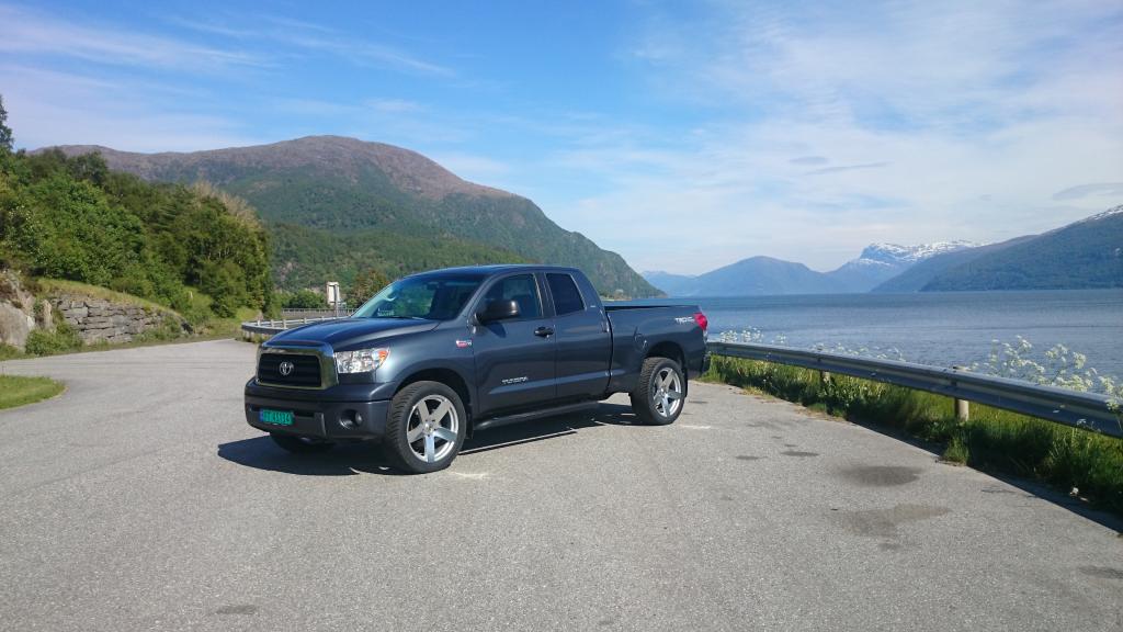 2014 Toyota Tundra photo