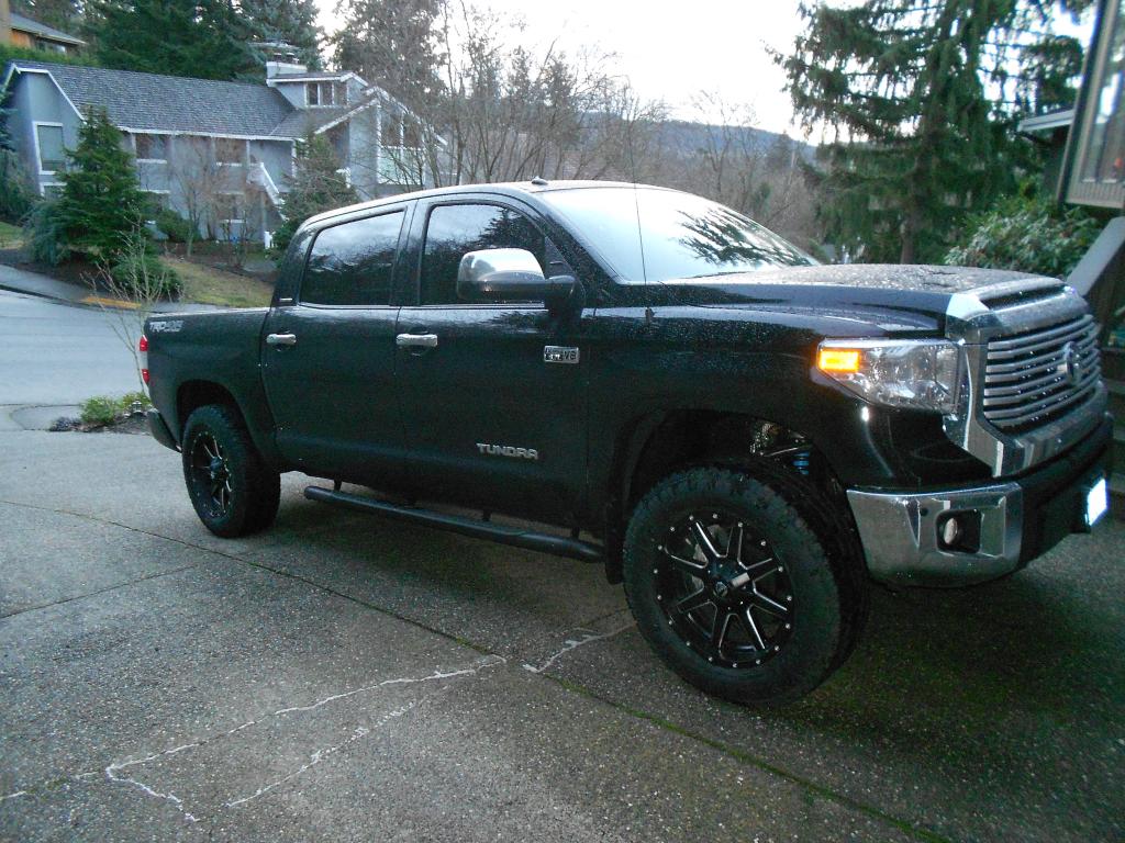 2015 Toyota Tundra photo