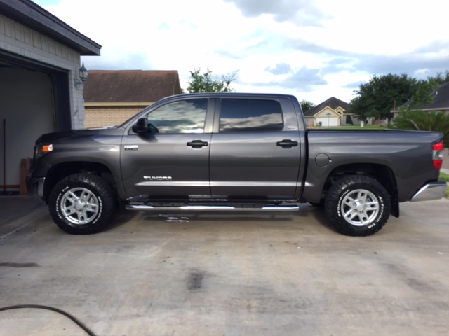 2015 Toyota Tundra photo