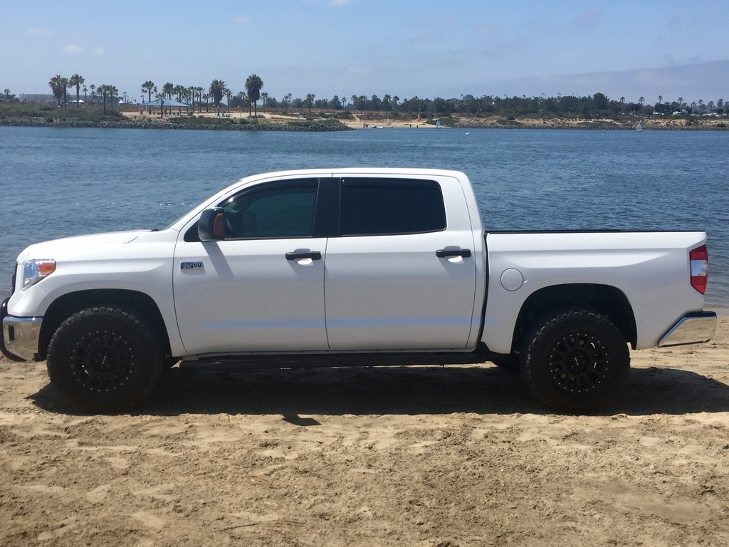 2015 Toyota Tundra photo