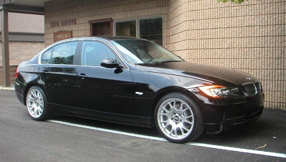 2005 BMW 330 photo