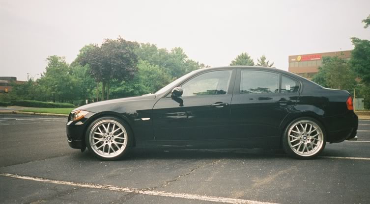 2005 BMW 330 photo