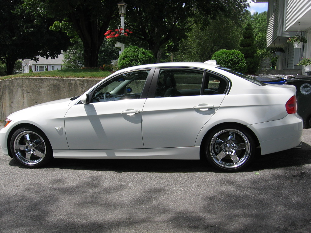 2006 BMW 330 photo