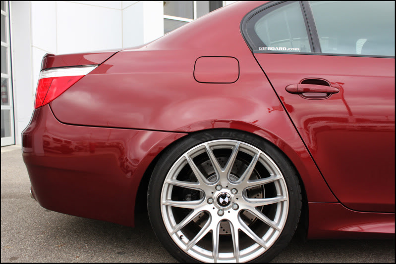 2010 BMW M5 photo
