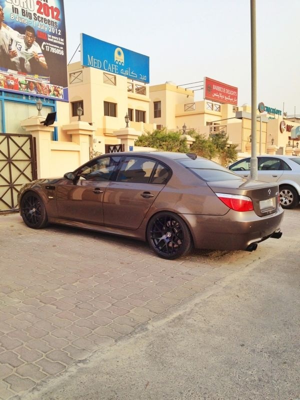 2010 BMW M5 photo