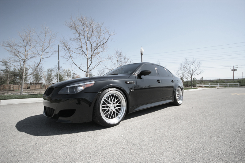 2010 BMW M5 photo