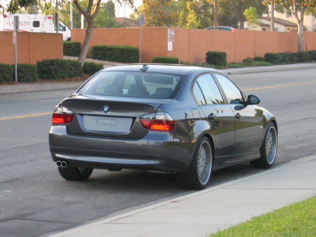 2006 BMW 325 photo