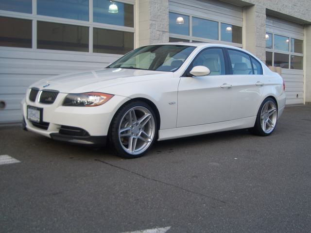 2006 BMW 330 photo