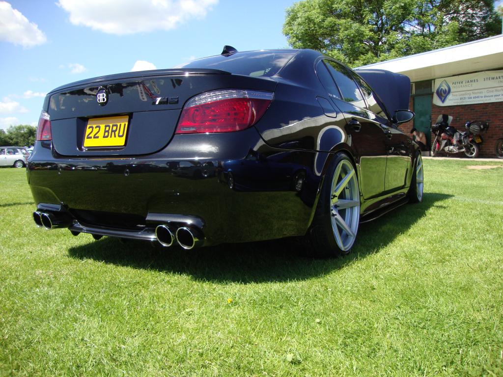 2013 BMW M5 photo