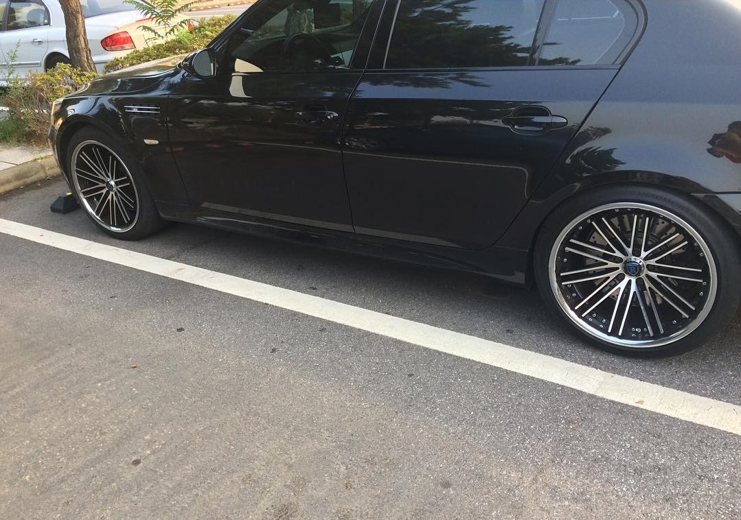 2010 BMW M5 photo