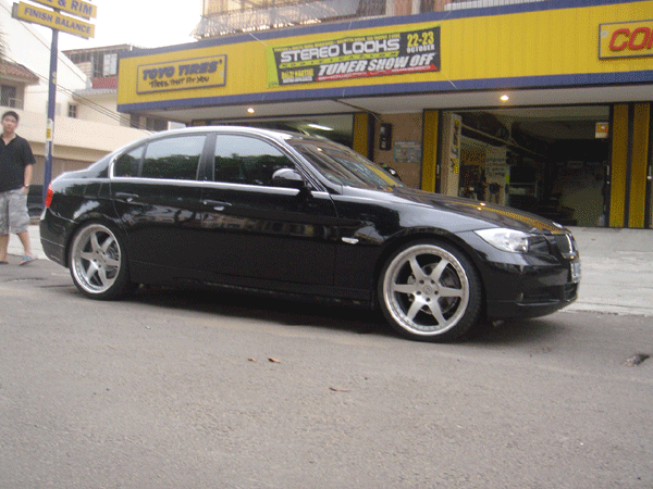 2006 BMW 325 photo