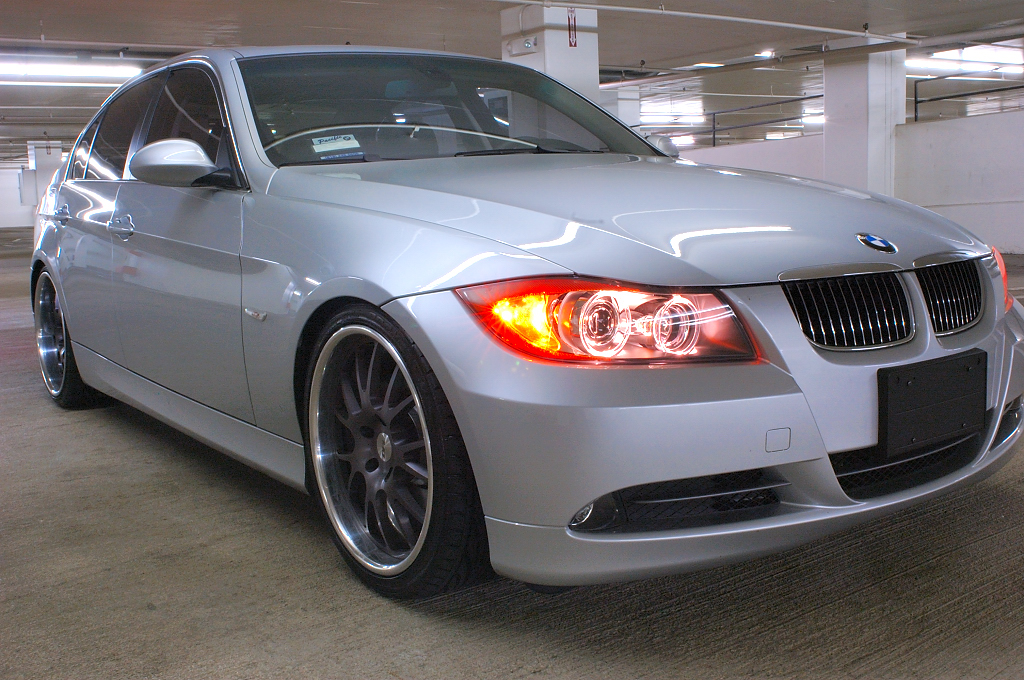 2006 BMW 330 photo