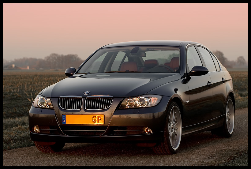 2006 BMW 330 photo