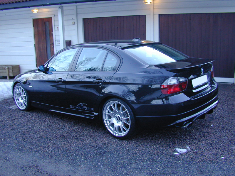 2006 BMW 325 photo