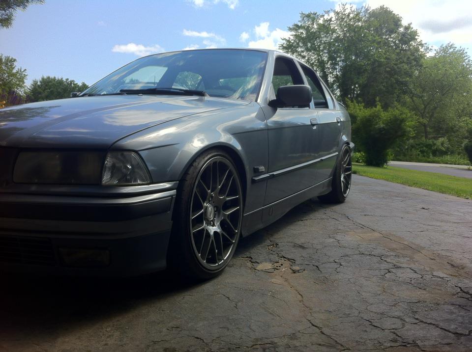 1995 BMW  323 photo
