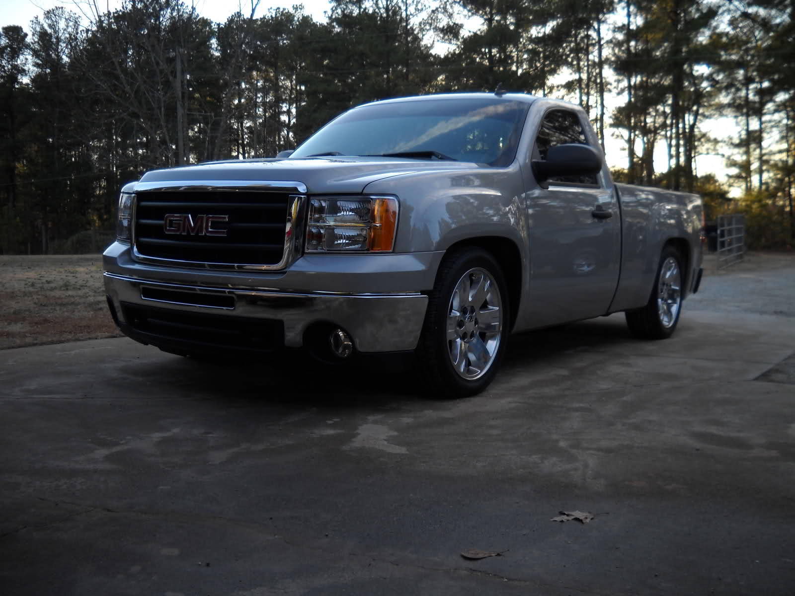 2007 GMC Sierra 1500HD Classic photo