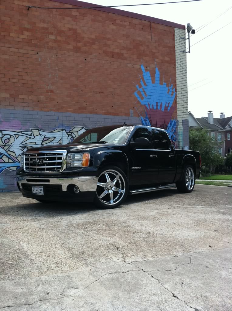 2010 GMC Sierra 2500HD photo