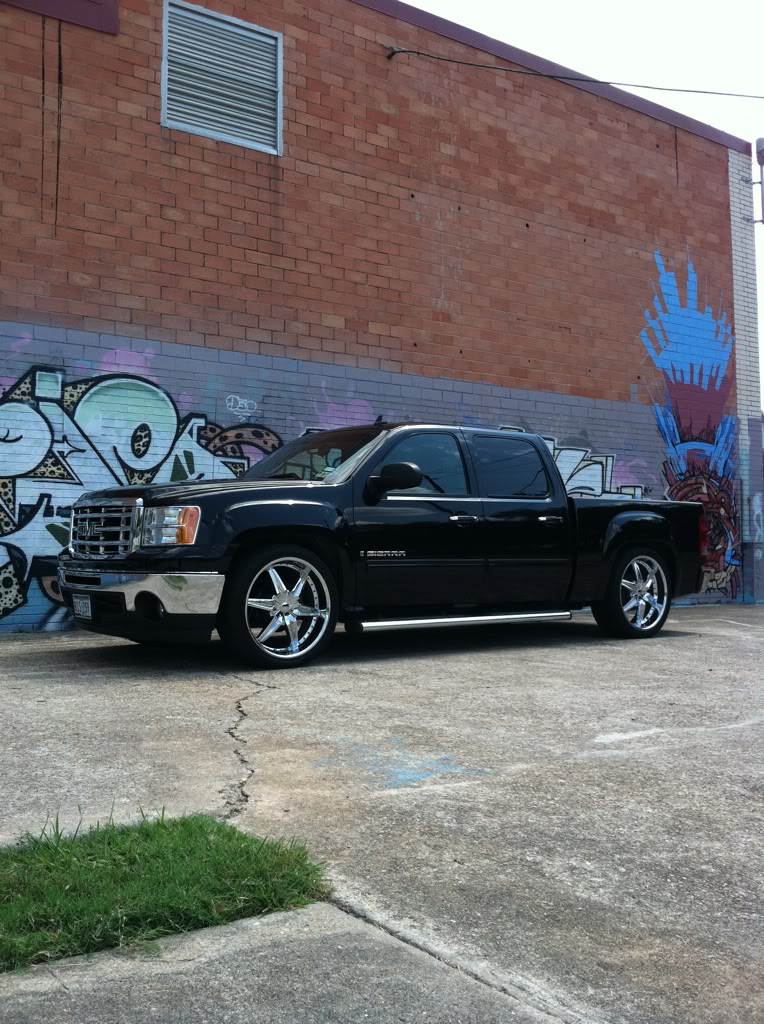 2010 GMC Sierra 2500HD photo