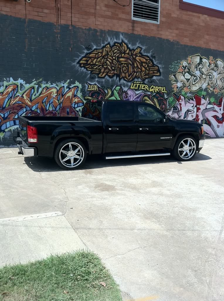 2010 GMC Sierra 2500HD photo