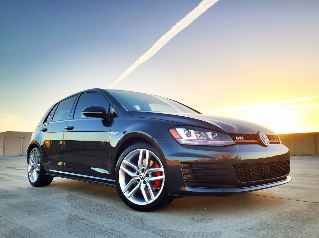 2014 Volkswagen GTI photo