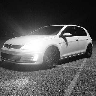 2014 Volkswagen GTI photo